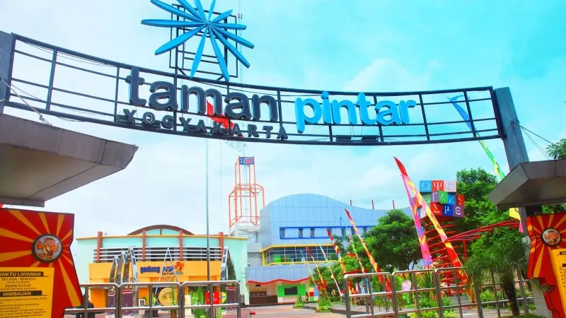 Menggali Pengetahuan dan Kreativitas di Taman Pintar Yogyakarta