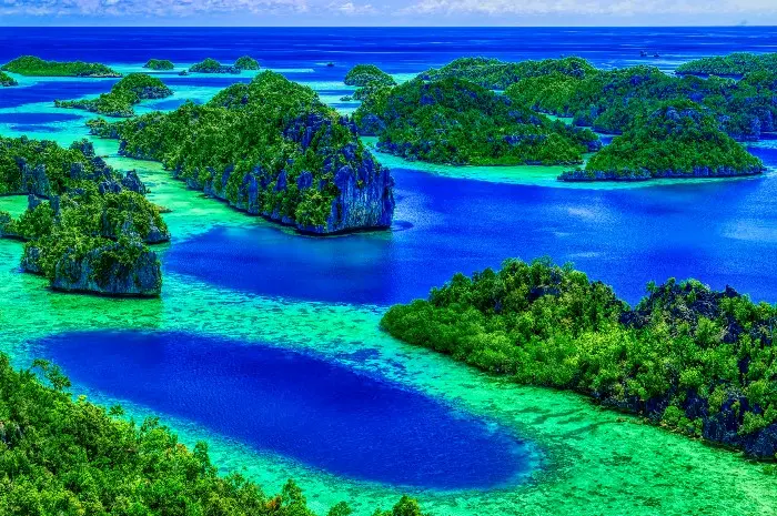 Raja Ampat, Destinasi Wisata Paling Indah di Ujung Papua